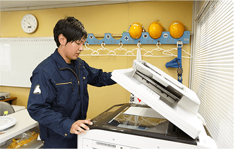 納品も設置工事も自社で承ります